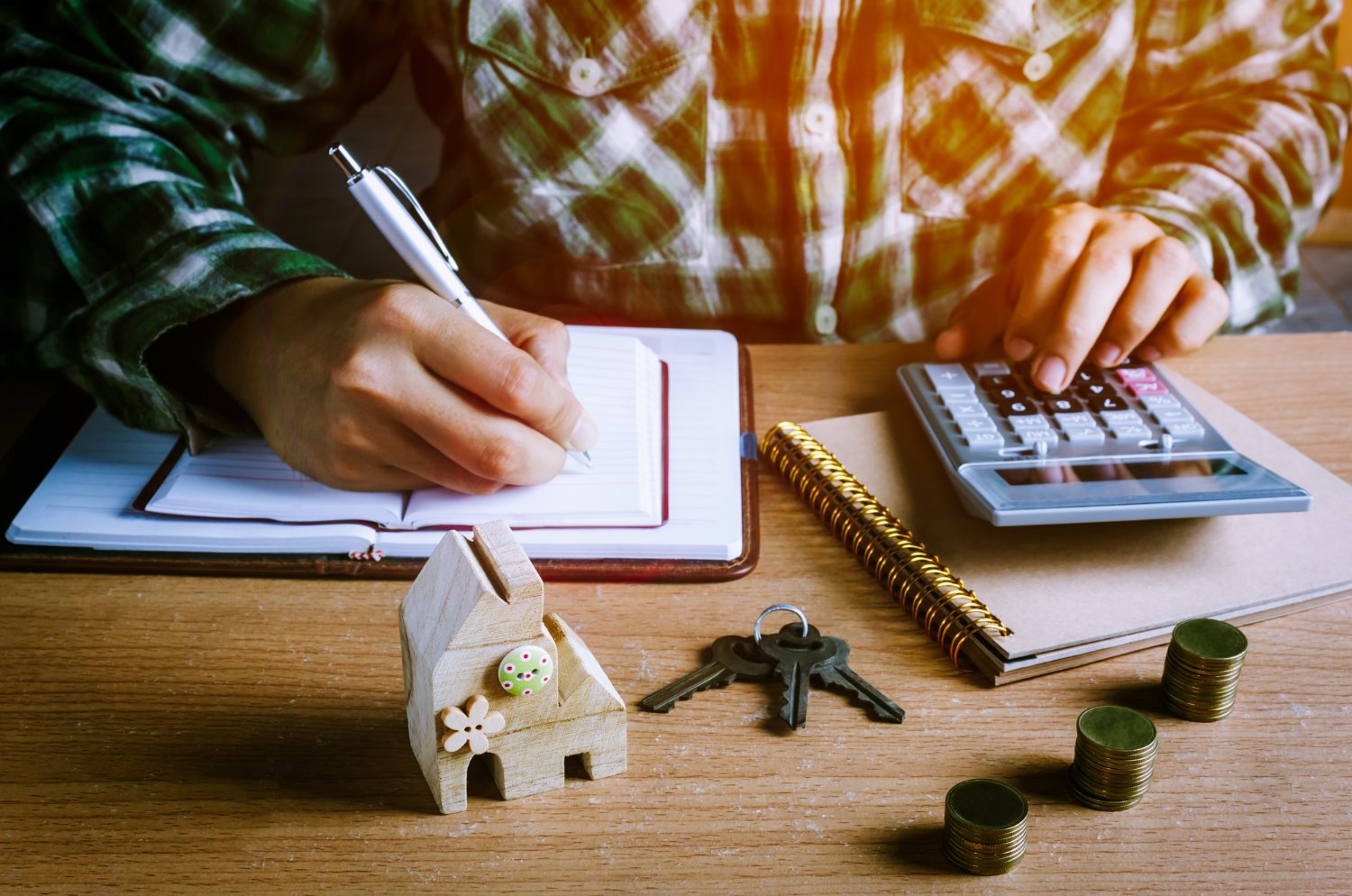 Capital Gains Tax: Calculate LTCG and STCG Tax on Property in India